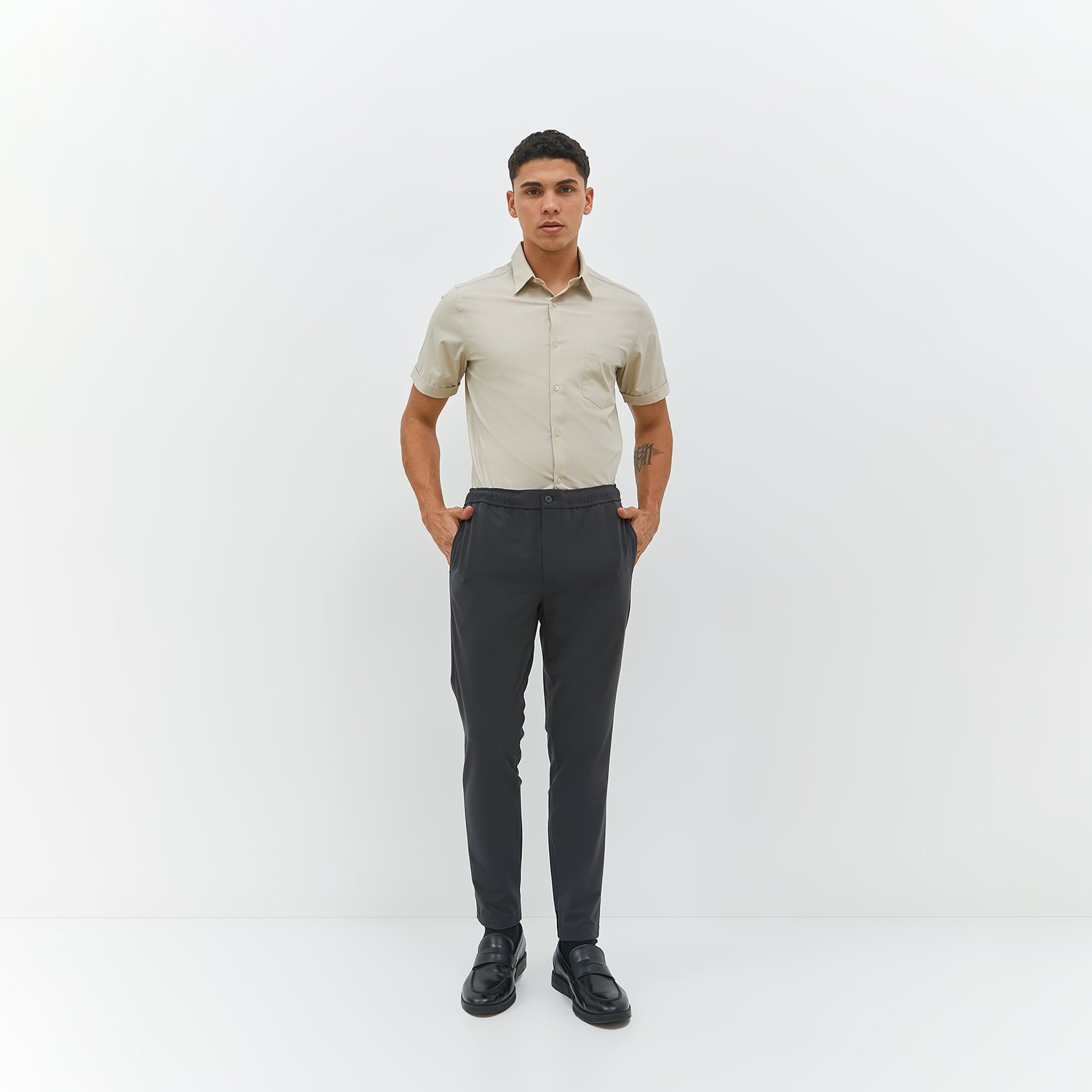 JOBB Tyga Celana Panjang Pria Modern Slim Fit Dark Grey - Image 4
