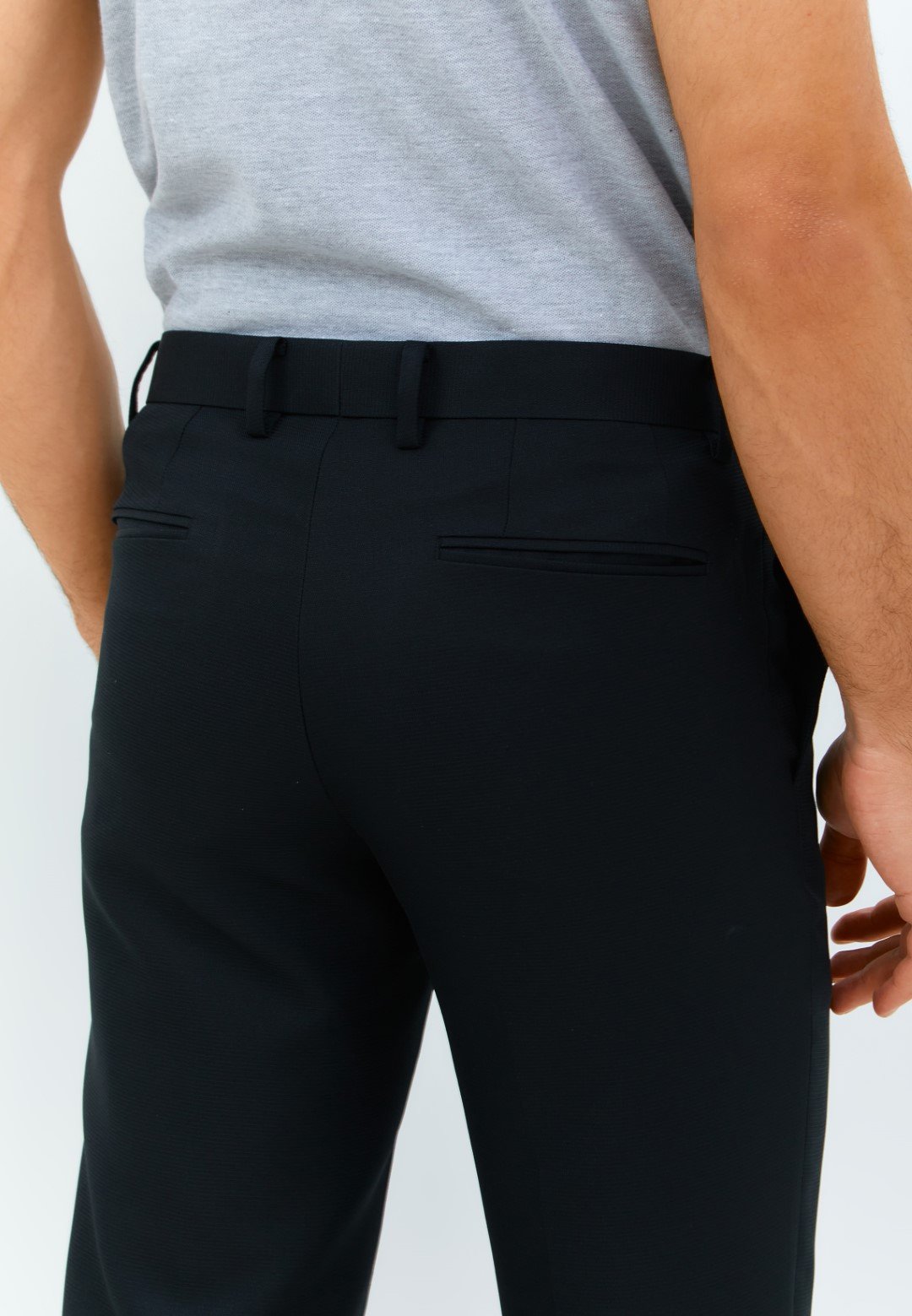 Jobb Pioneer Celana Panjang Pria Slim Fit Dark Black - Image 5