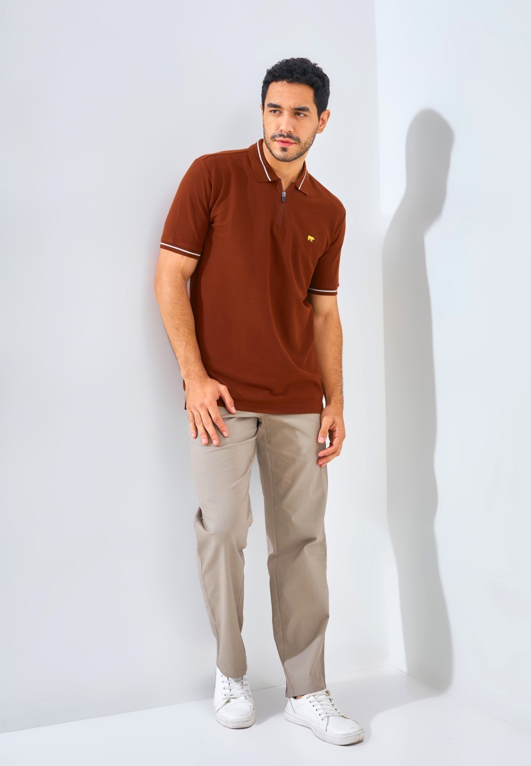 Jack Nicklaus Opera Polo Shirt Pria Regular Fit Dark Brown - Image 4