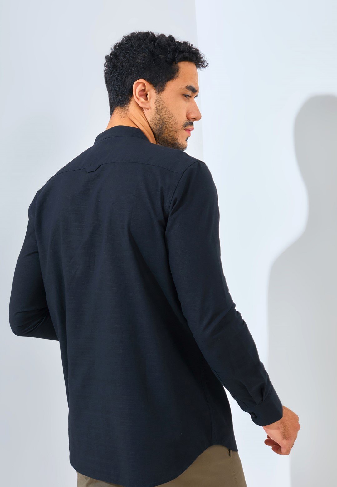 Jack Nicklaus Magnifica Kemeja Pria Lengan Panjang Slim Fit Black - Image 3