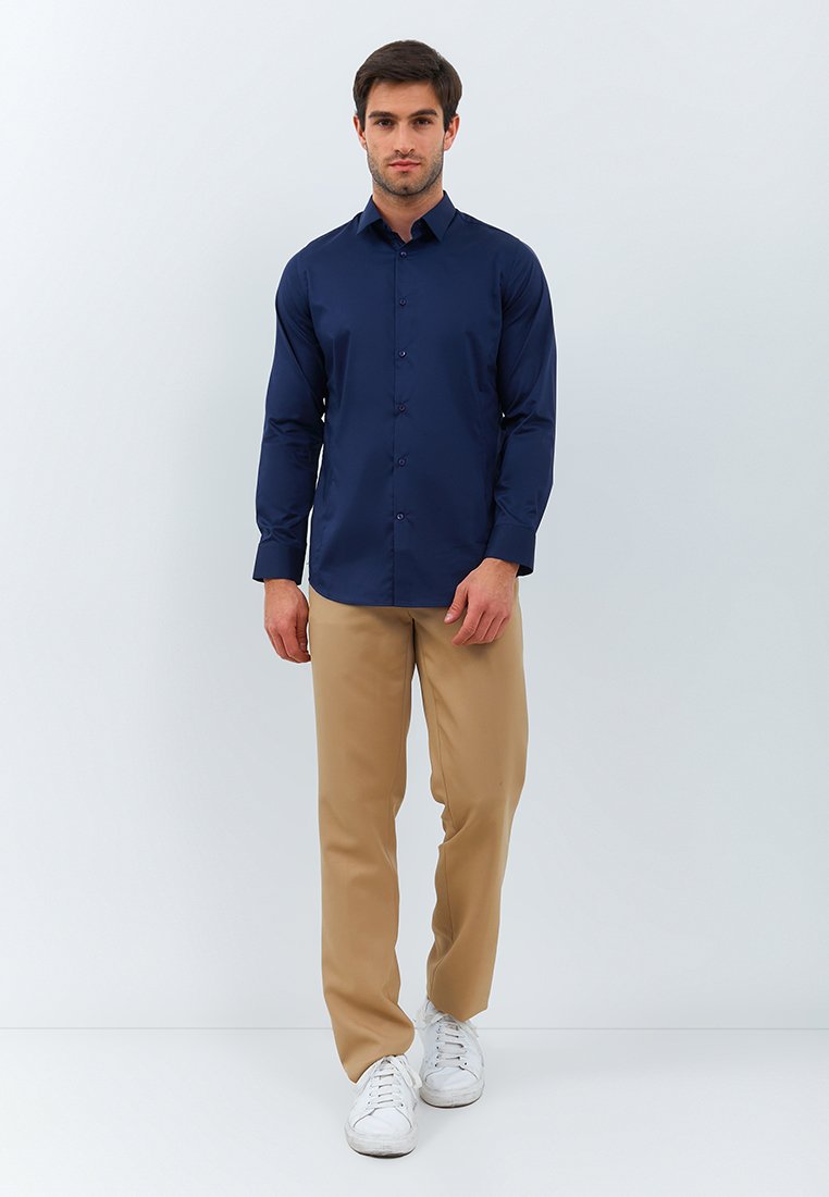 Jobb Calvington Kemeja Pria Lengan Panjang Slim Fit Navy - Image 6