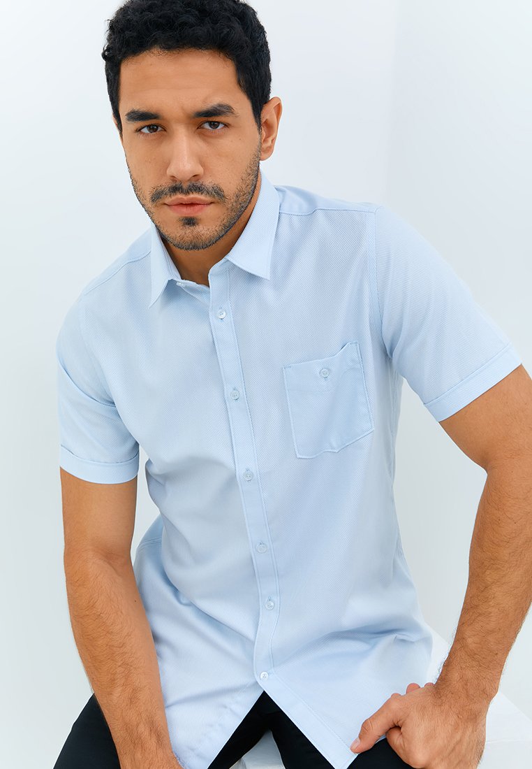 Jobb Perkins Kemeja Pria Lengan Pendek Slim Fit Light Blue - Image 6