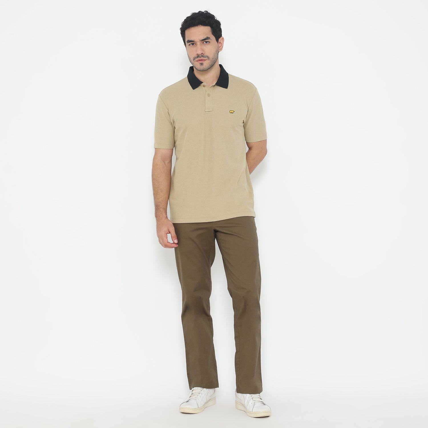 Jack Nicklaus Elantra Polo Shirt Pria Regular Fit Khaki - Image 2