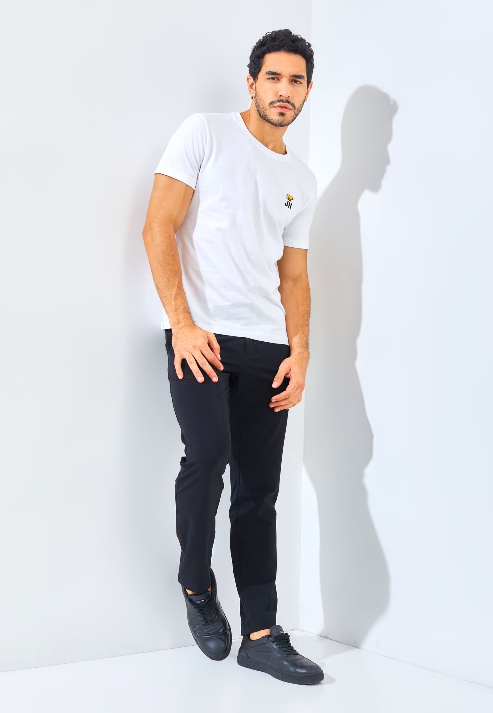 Jack Nicklaus Tuscan T-Shirt Slim Fit Putih - Image 6