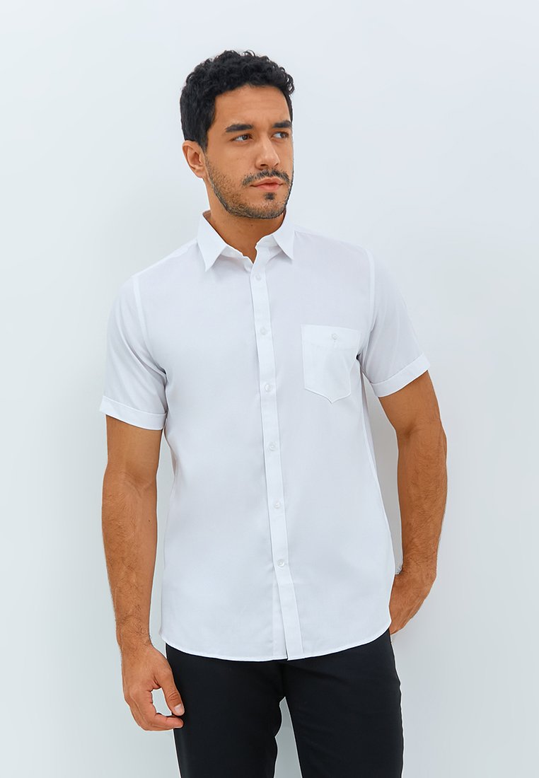 Jobb Perkins Kemeja Pria Lengan Pendek Slim Fit White