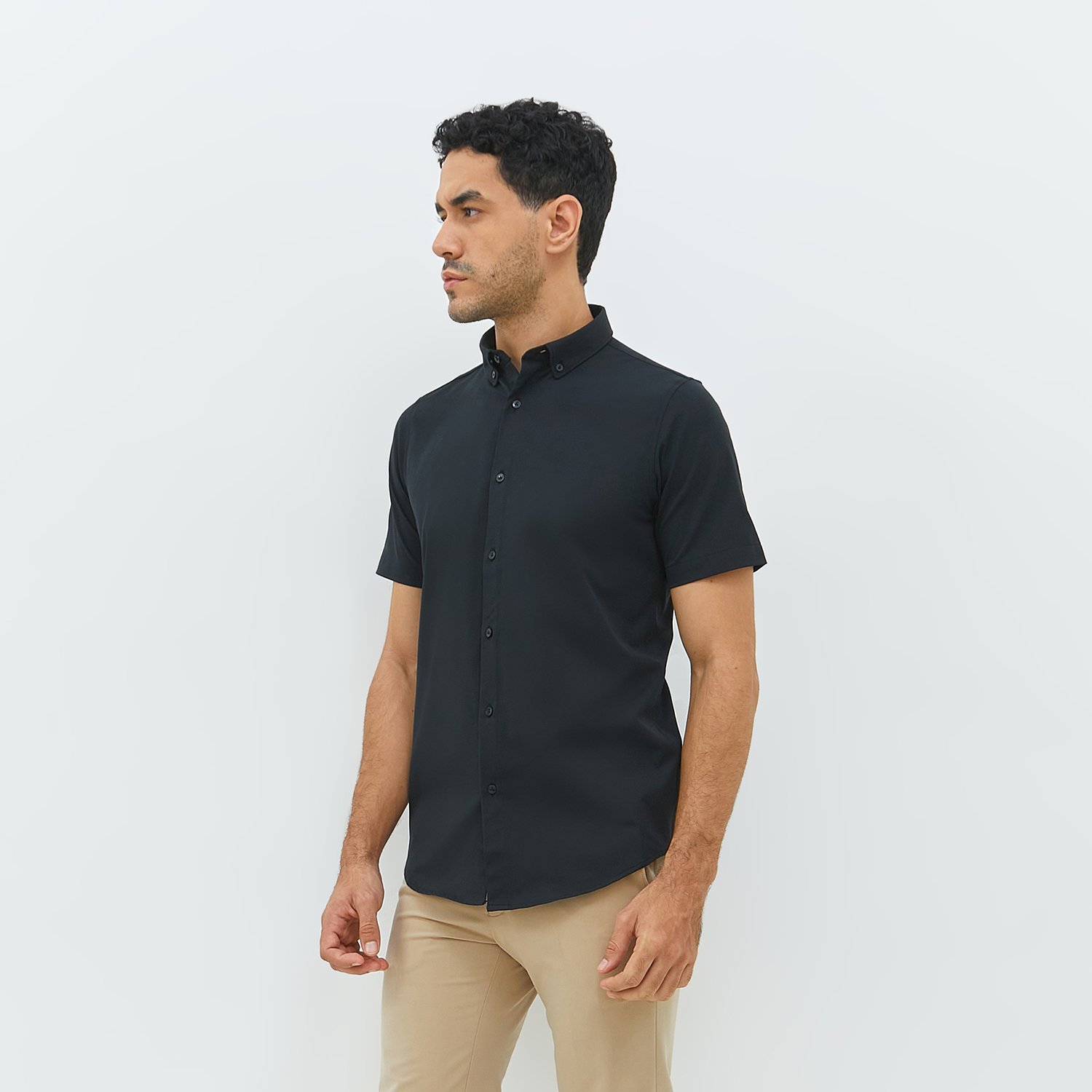 Jobb Elton Kemeja Pria Lengan Pendek Slim Fit Hitam - Image 3