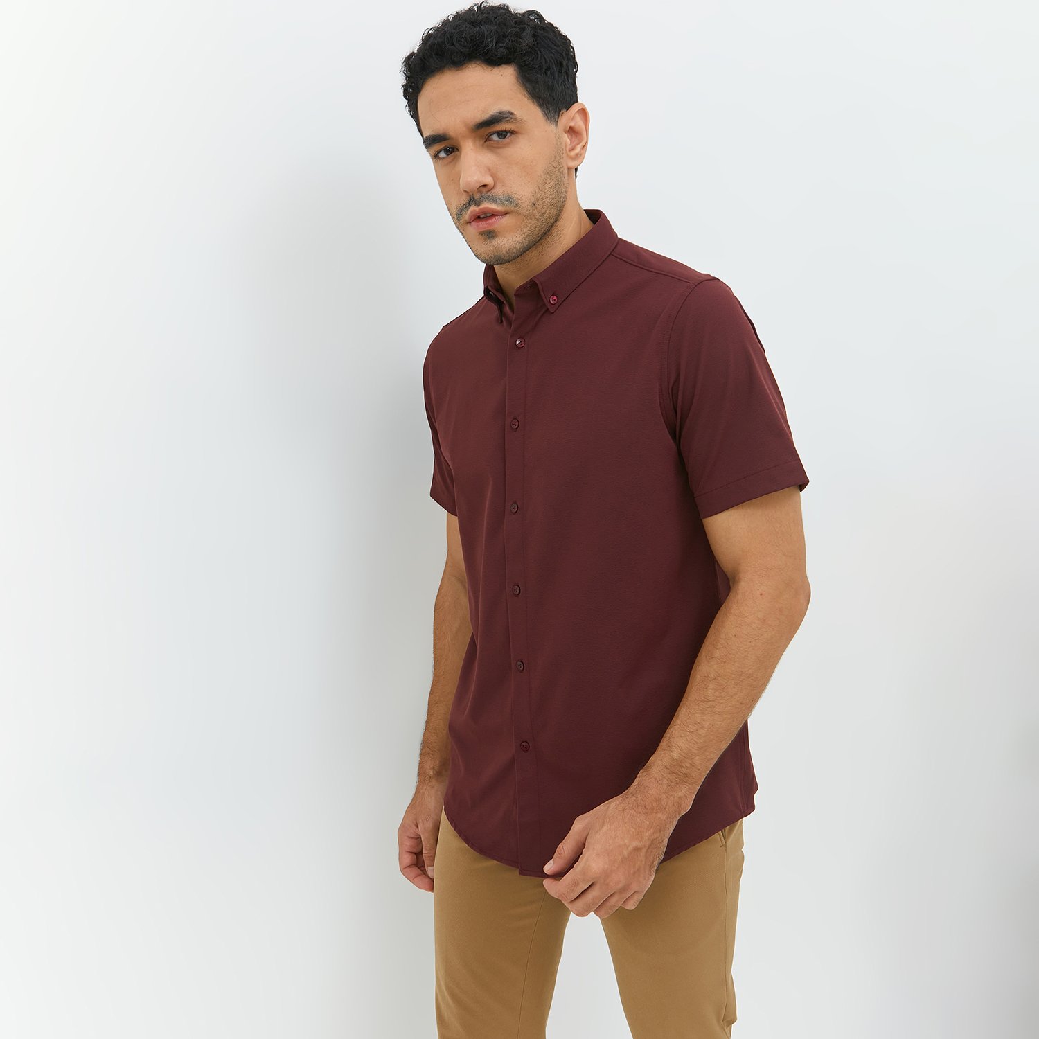 Jobb Elton Kemeja Pria Lengan Pendek Slim Fit Wine