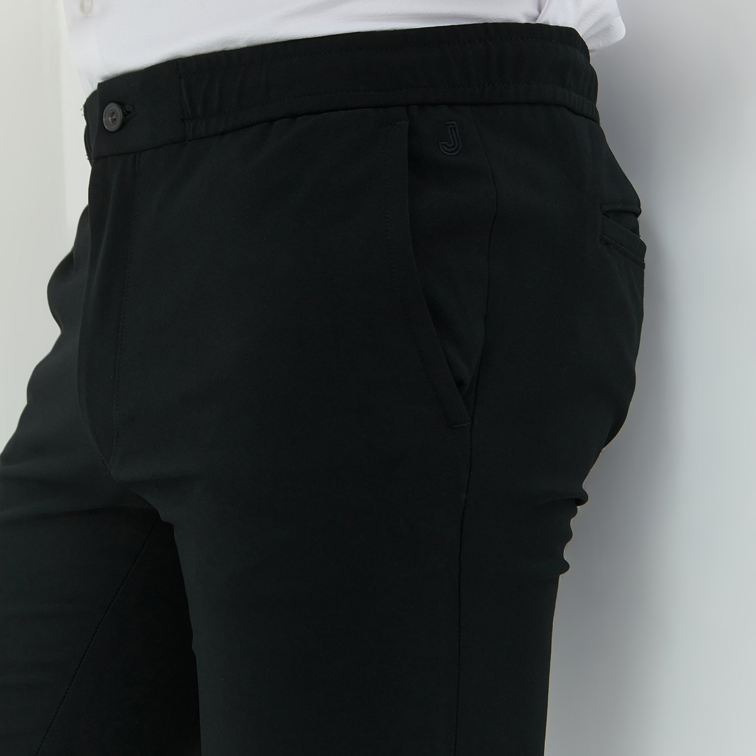 Jobb Jupiter Celana Panjang Joger Modern Slim Fit Dark Black - Image 3