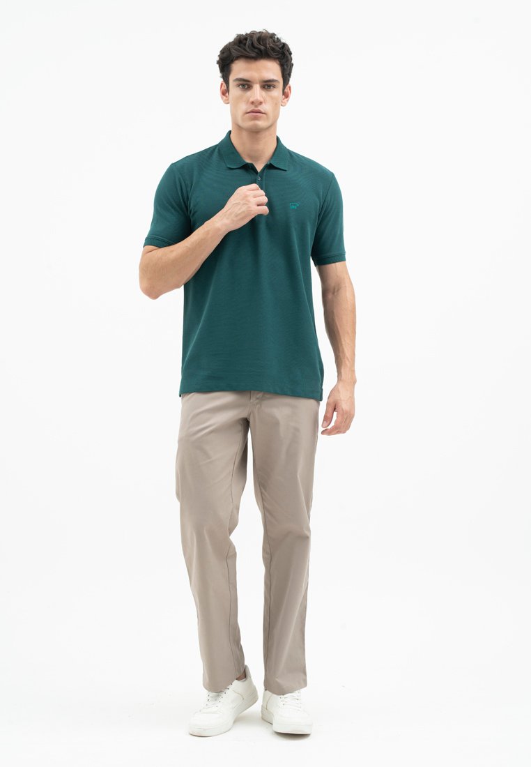 Jack Nicklaus Alpha Polo Shirt Pria Regular Fit Panderosa Green - Image 4