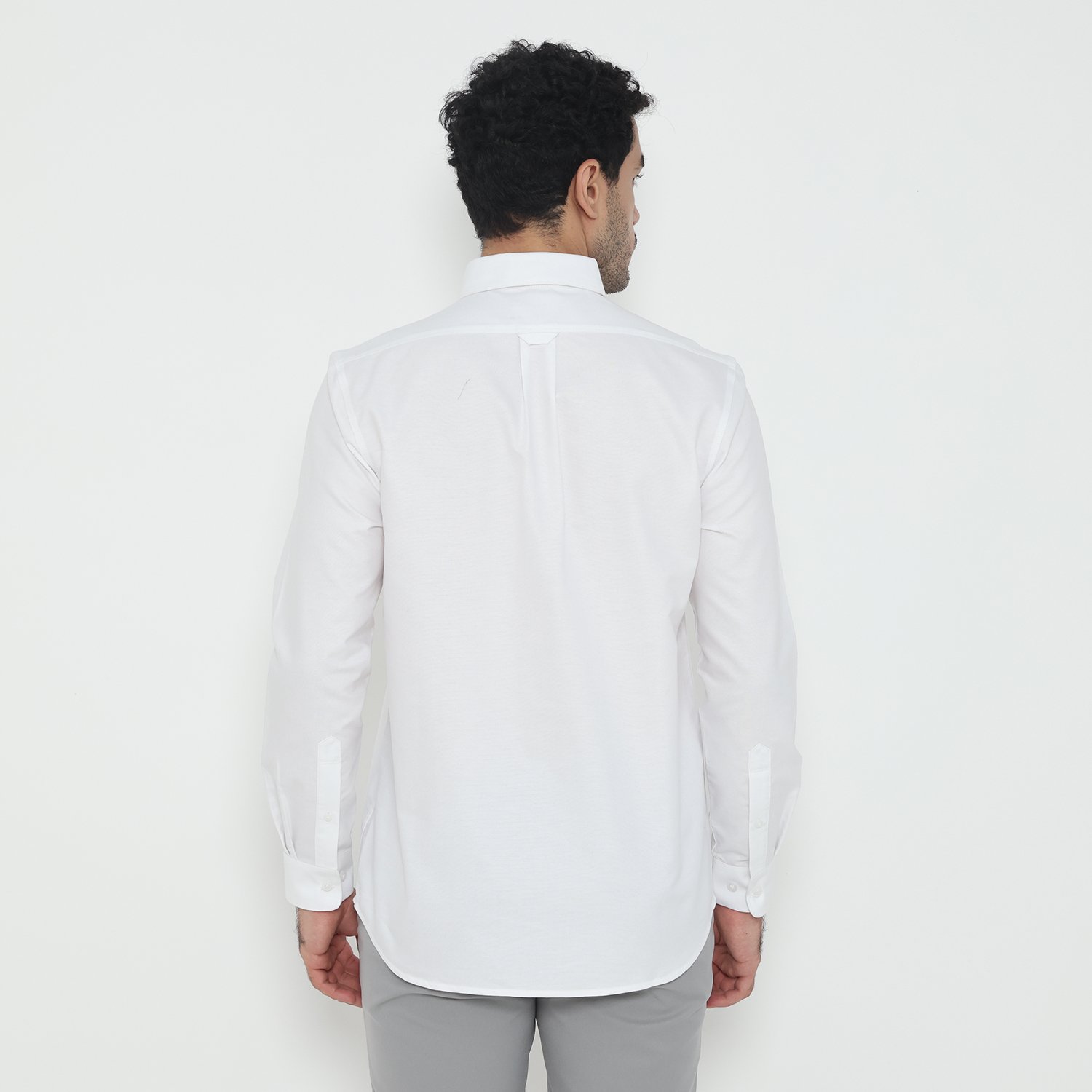 Jack Nicklaus Saunders Kemeja Pria Lengan Panjang Slim Fit Putih - Image 3
