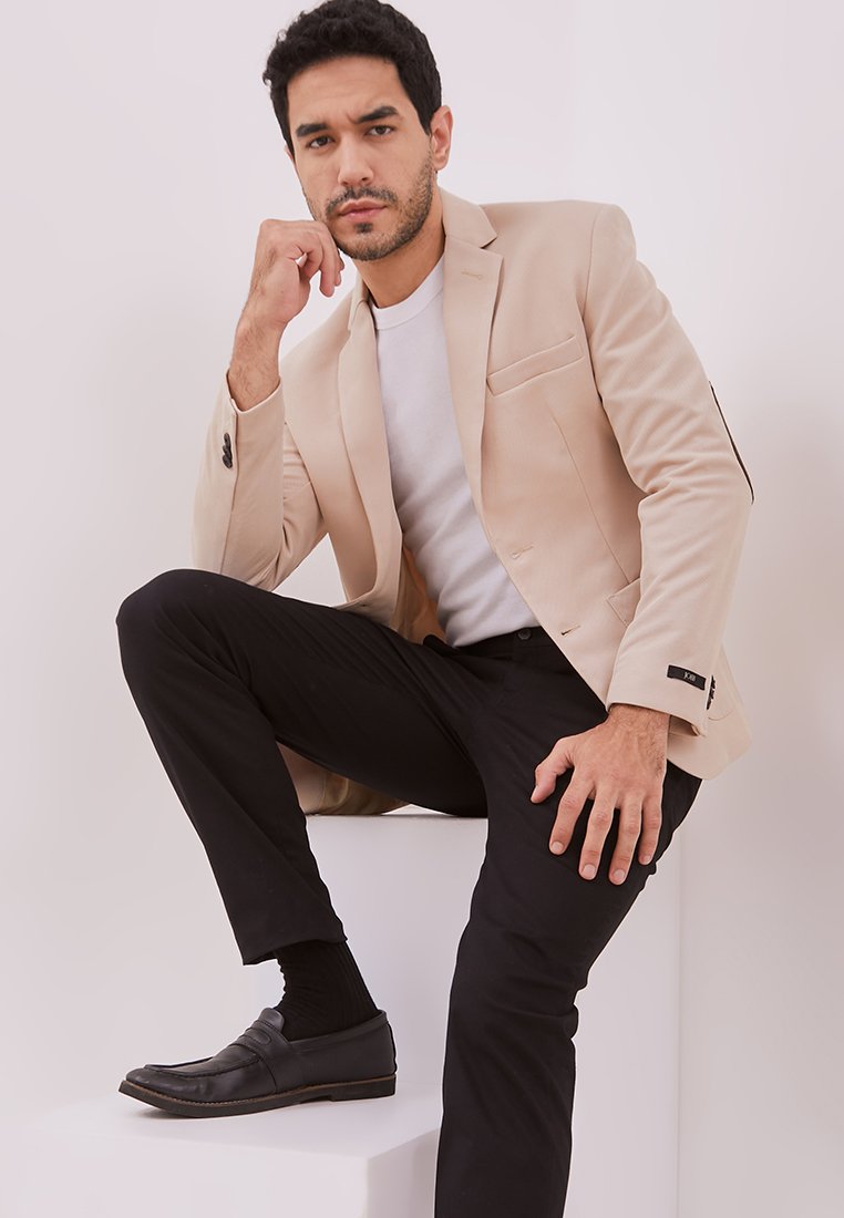 Jobb Aviland-T2 Blazer Pria Slim Fit Beige - Image 5