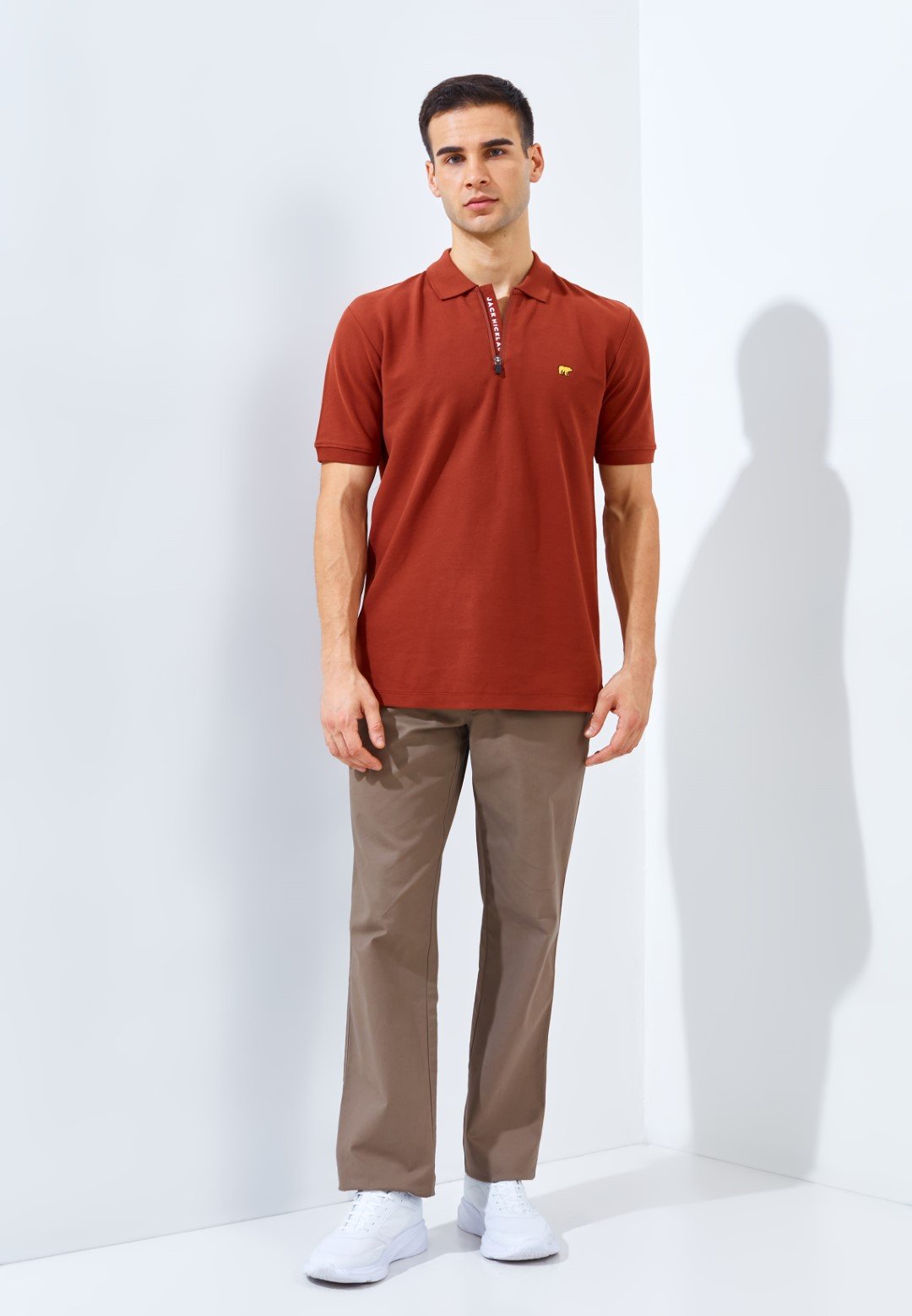 Jack Nicklaus Benedict Polo Shirt Pria Regular Fit Brown Red - Image 6