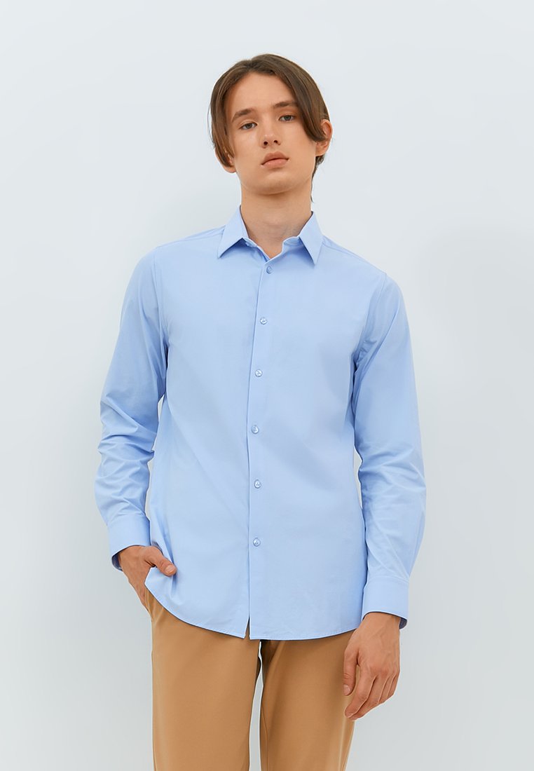 Jobb Beverly Kemeja Pria Lengan Panjang Slim Fit Light Blue - Image 2