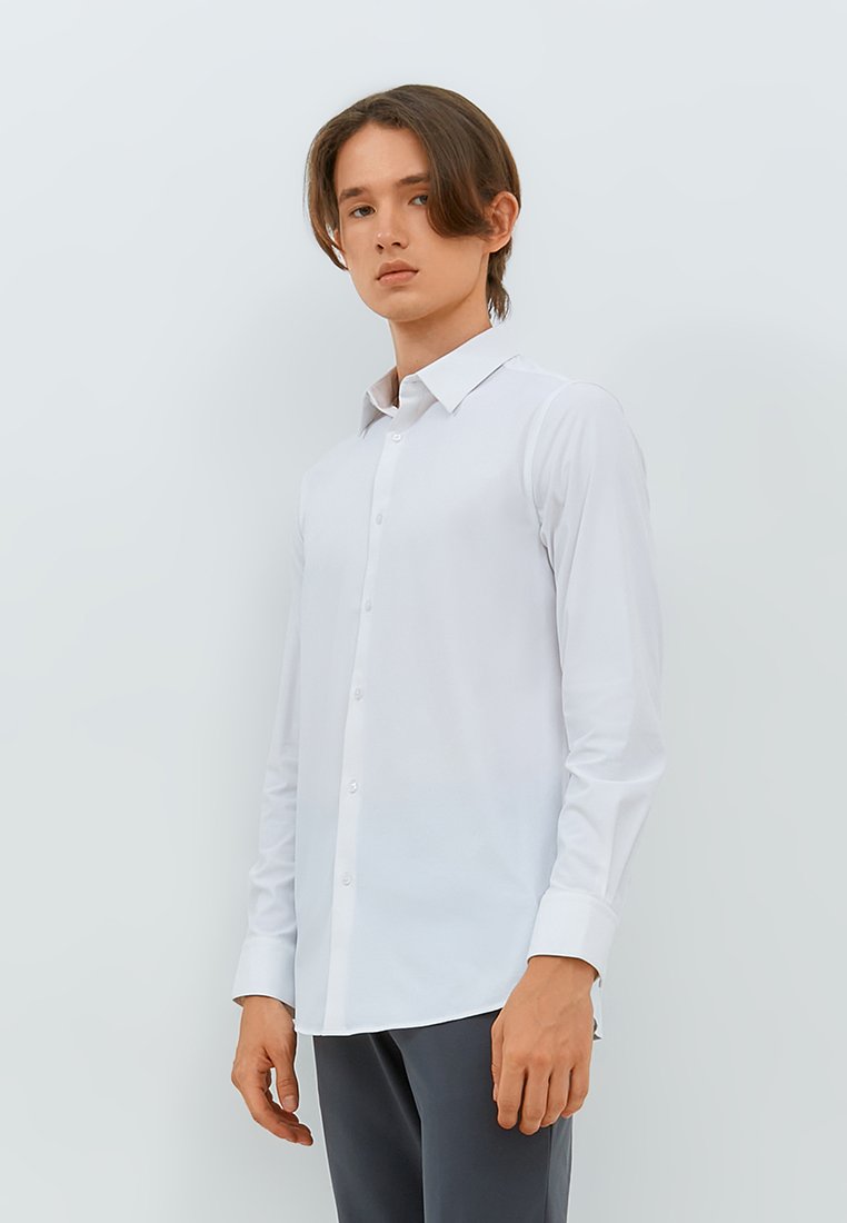 Jobb Beverly Kemeja Pria Lengan Panjang Slim Fit Putih - Image 2