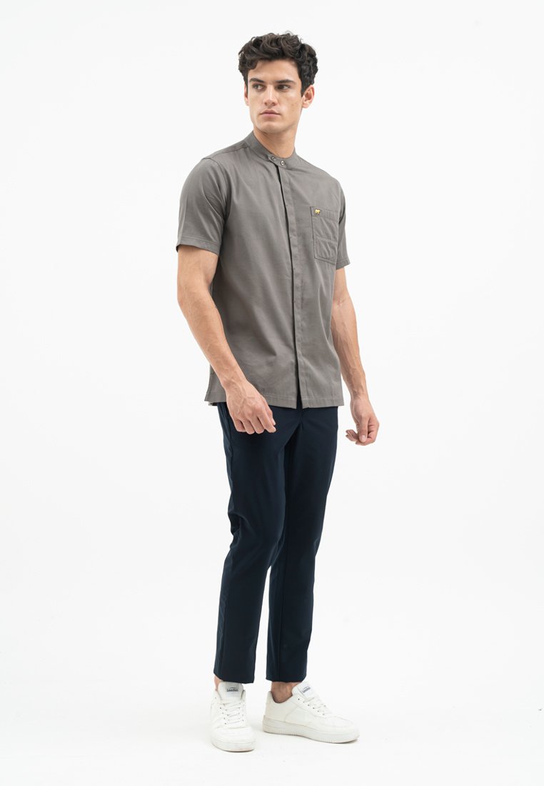 Jack Nicklaus Fortunato Kemeja Pria Lengan Pendek Slim Fit Dark Grey - Image 6