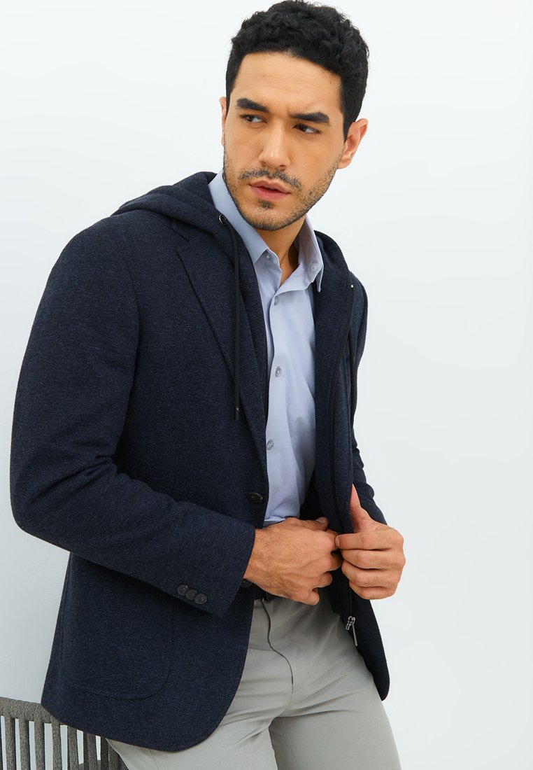 Jobb Darden-T2 Hybird Blazer Pria Slim Fit Navy - Image 2