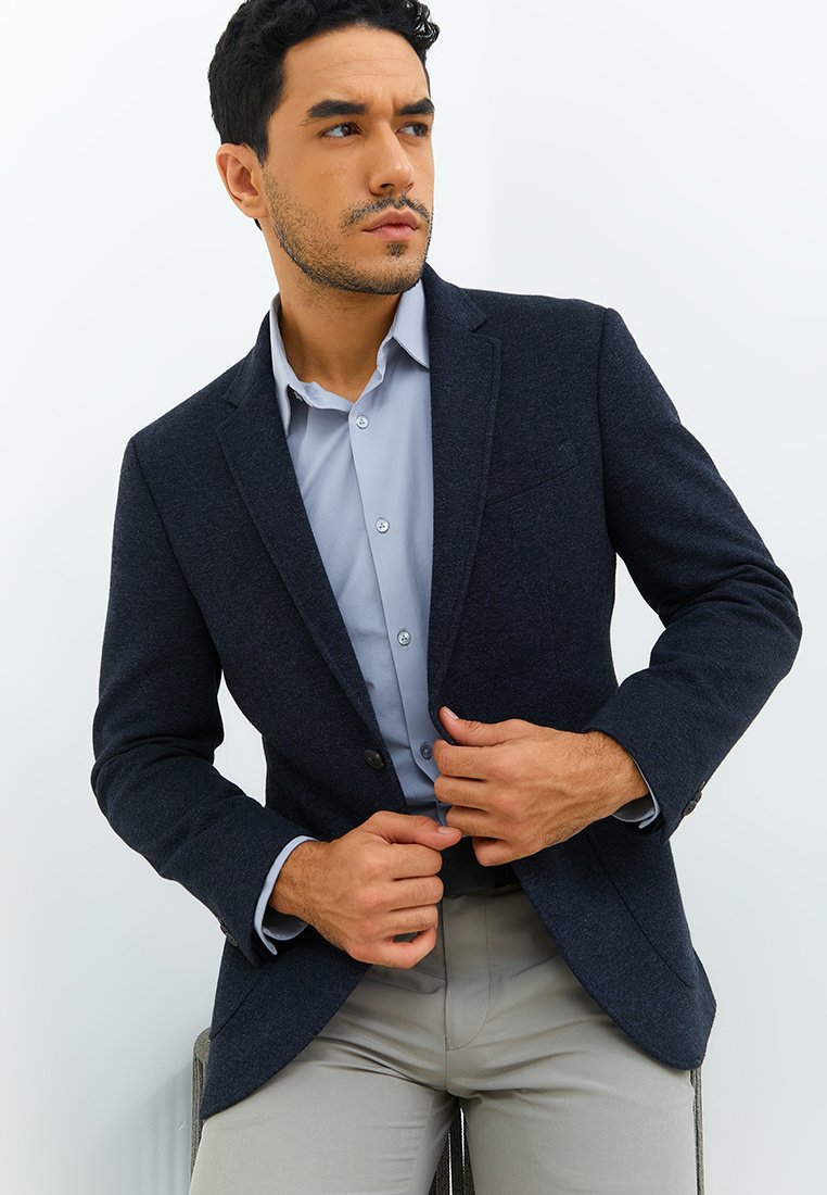 Jobb Darden-T2 Hybird Blazer Pria Slim Fit Navy - Image 3