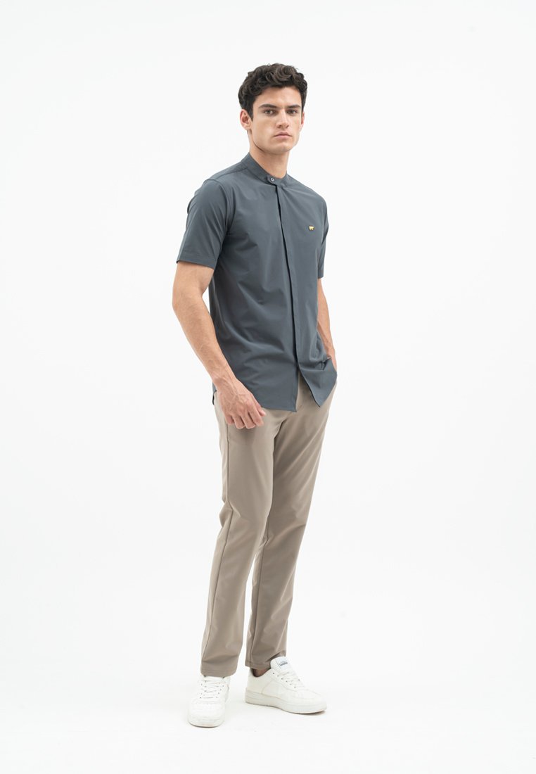 Jack Nicklaus Prestigio Kemeja Pria Lengan Pendek Slim Fit Dark Grey - Image 6