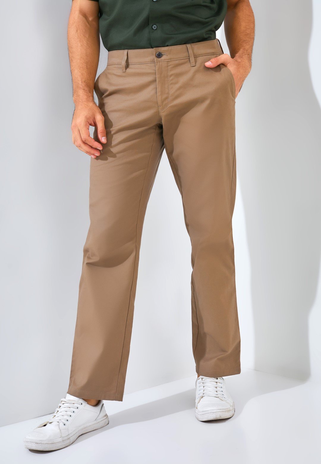Jack Nicklaus Continent Celana Panjang Pria Regular Fit Khaki