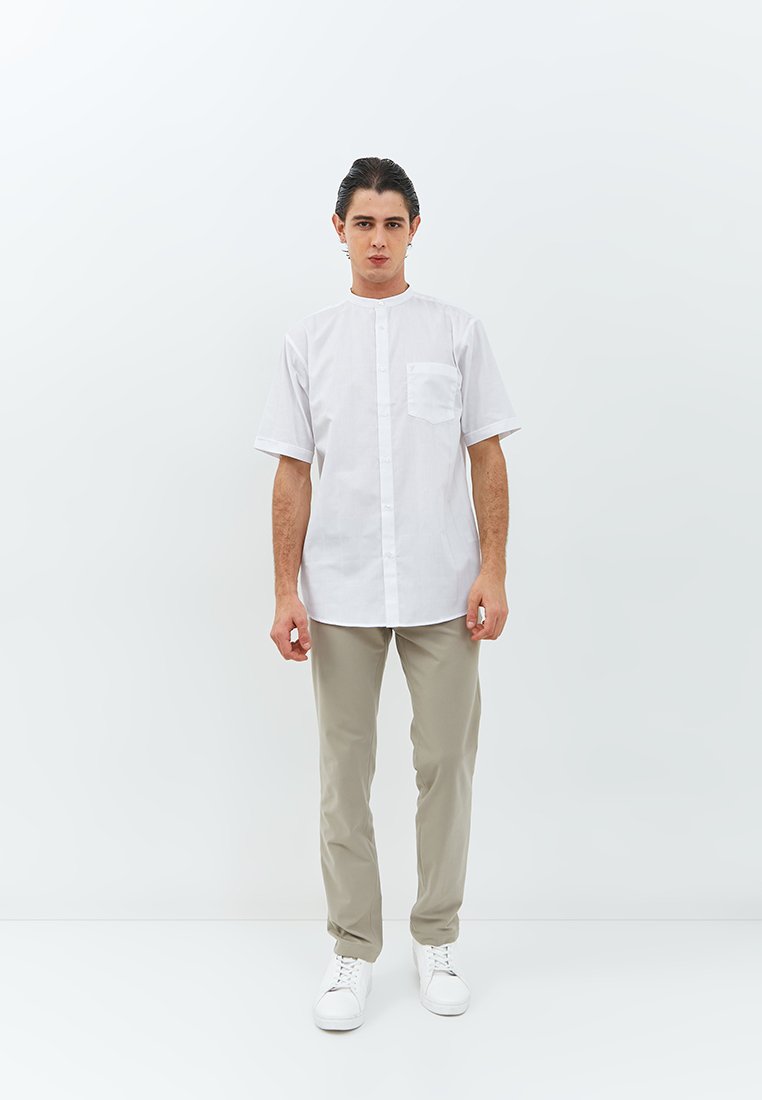Jobb Hanif Baju Koko Pria Lengan Pendek Regular Fit Putih - Image 5
