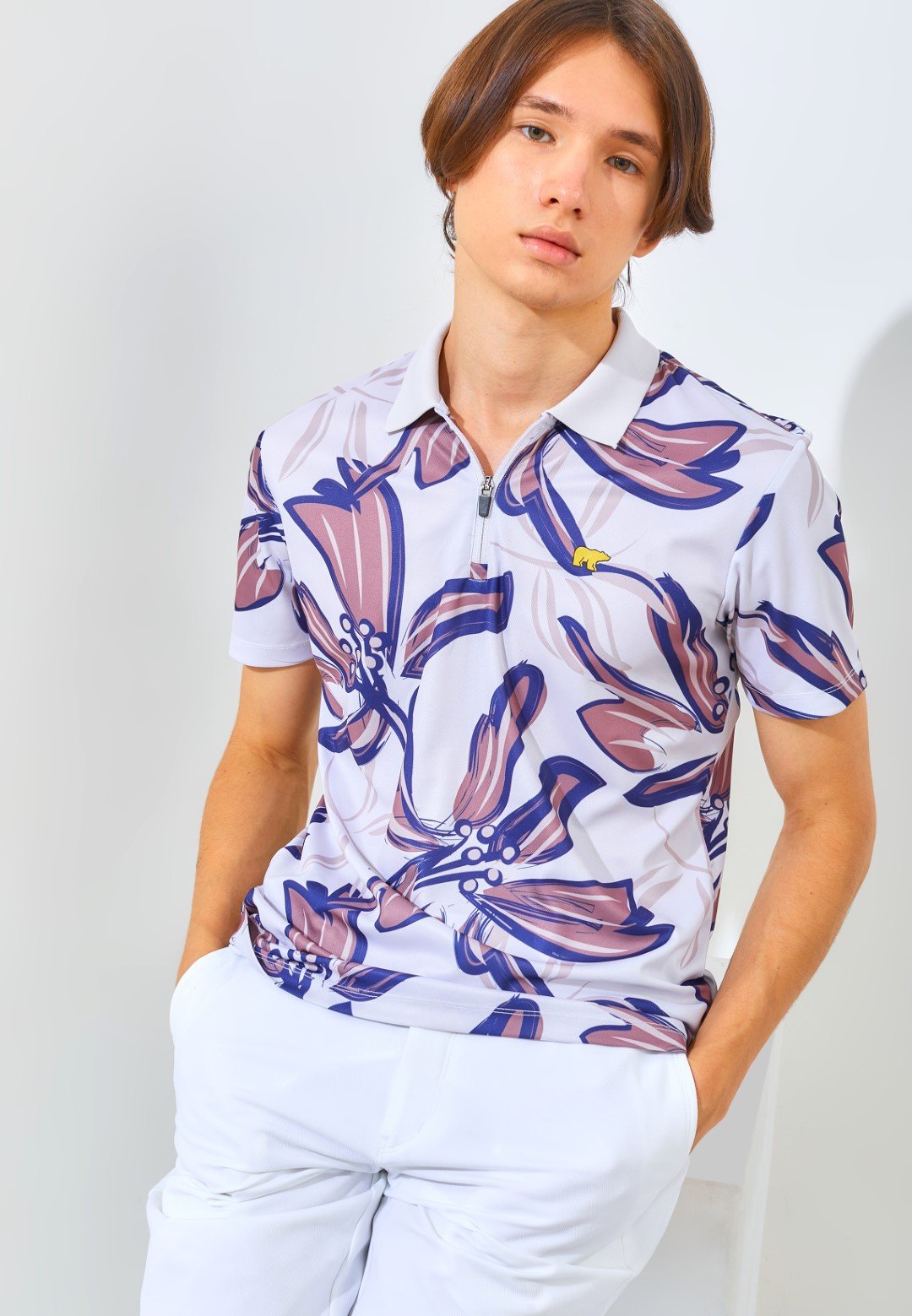 Jack Nicklaus Hibiscus Polo Shirt Pria Slim Fit Light Beige - Image 2