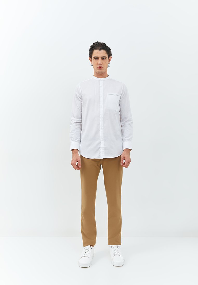 Jobb Ilman Koko Pria Lengan Panjang Slim Fit Putih - Image 4