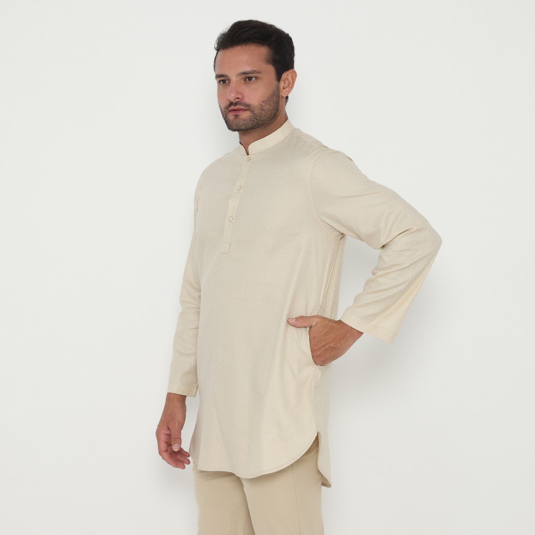 Jobb Aziz Baju Koko Pria Lengan Panjang Regular Fit Light Khaki - Image 2