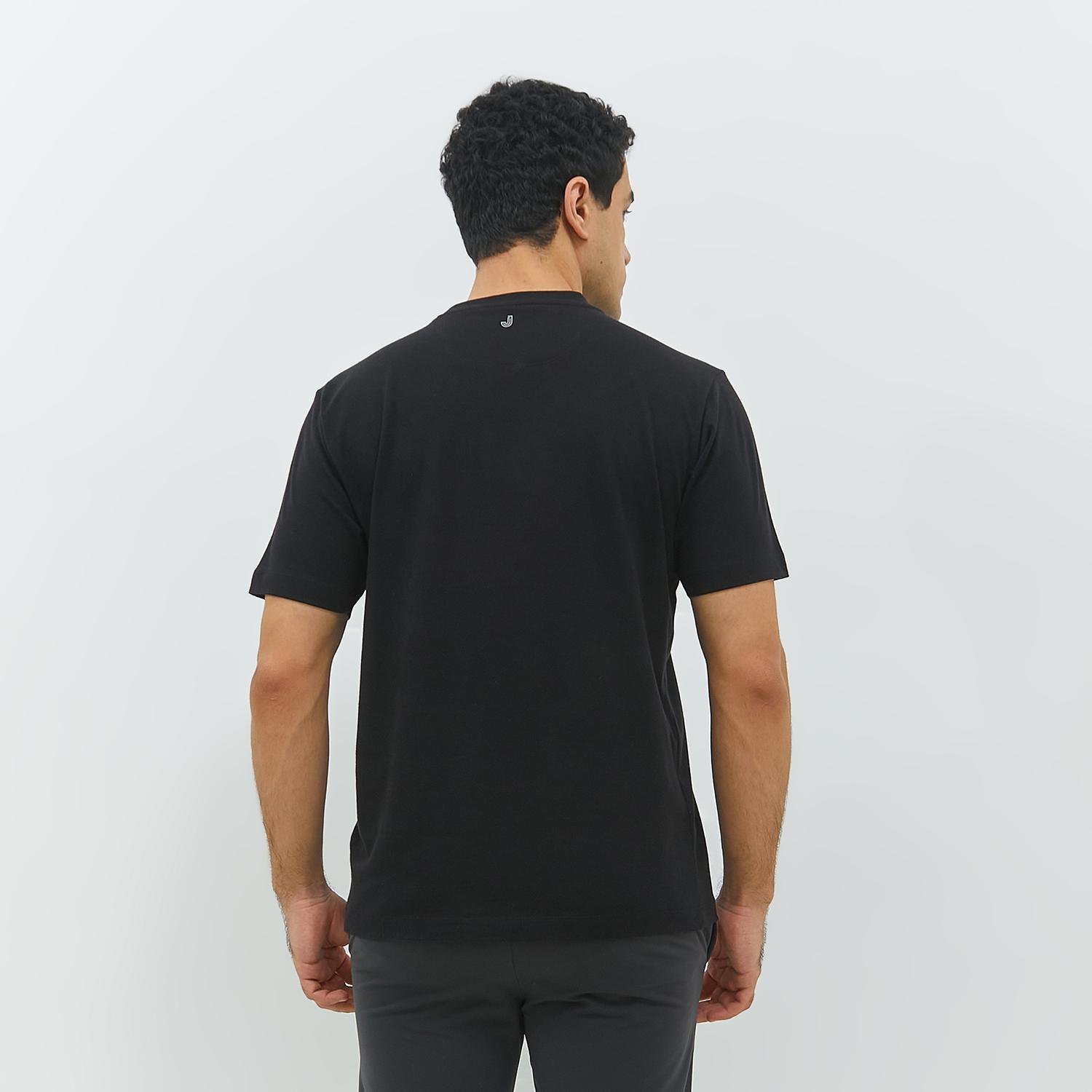 JOBB Janssen T-shirt Pria Regular Fit Dark Black - Image 3