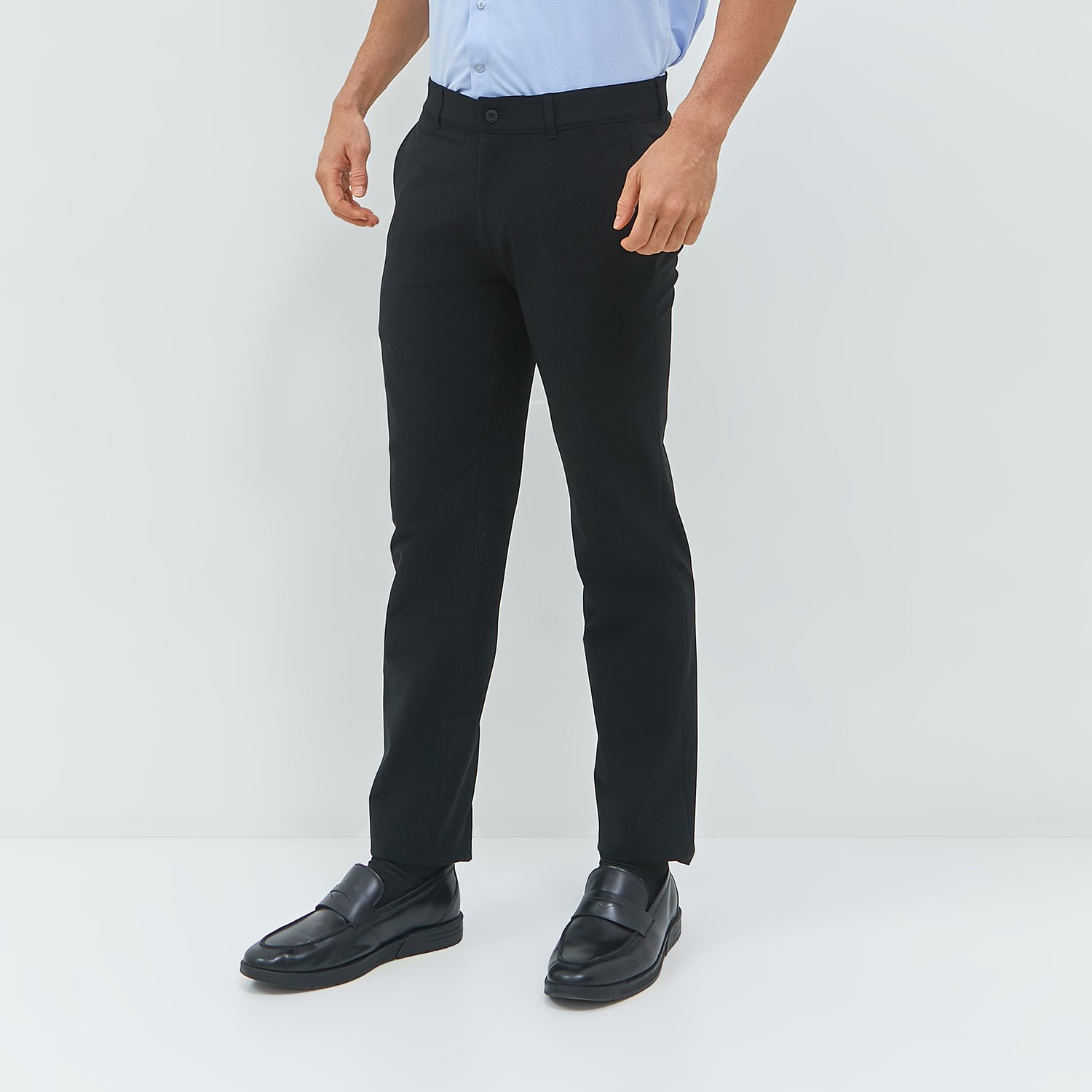 Jobb Kenzio Celana Panjang Comfort Fit Hitam