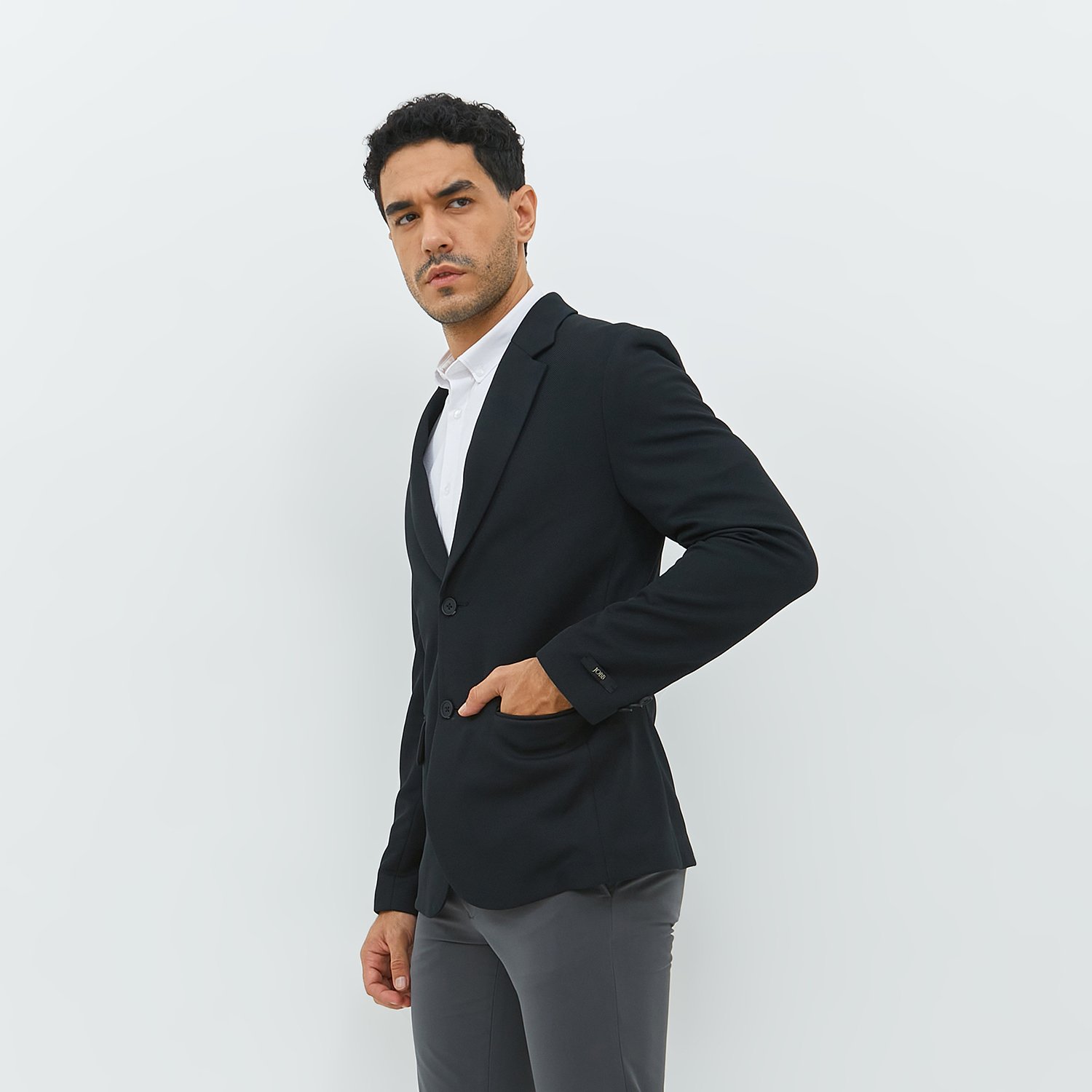Jobb Pradier-T2 Blazer Pria Slim Fit Hitam - Image 2