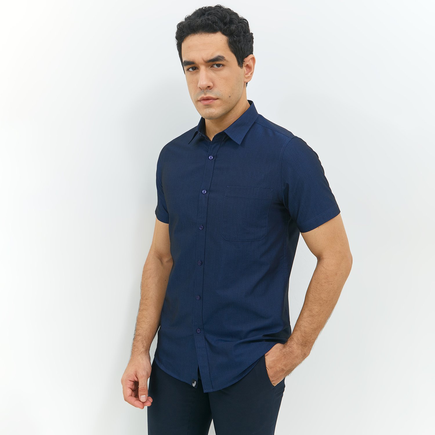JOBB Trion Kemeja Pria Lengan Pendek Slim Fit Navy - Image 2