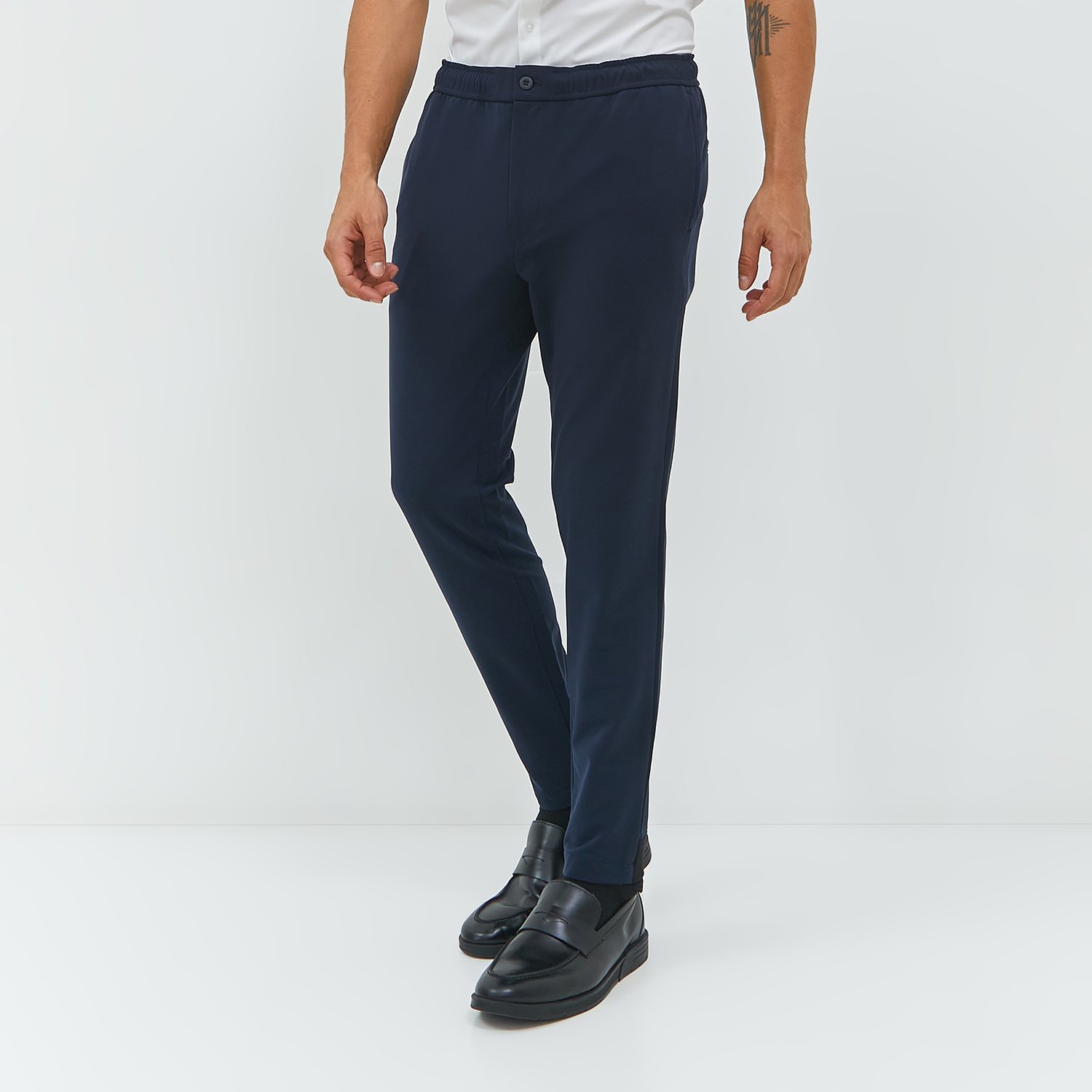 JOBB Tyga Celana Panjang Pria Modern Slim Fit Navy - Image 3