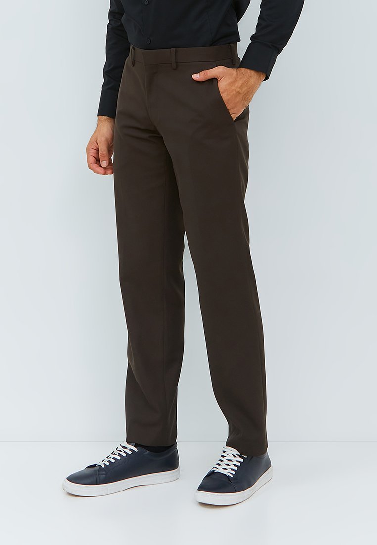 Jobb Joswe Celana Panjang Pria Slim Fit Coklat