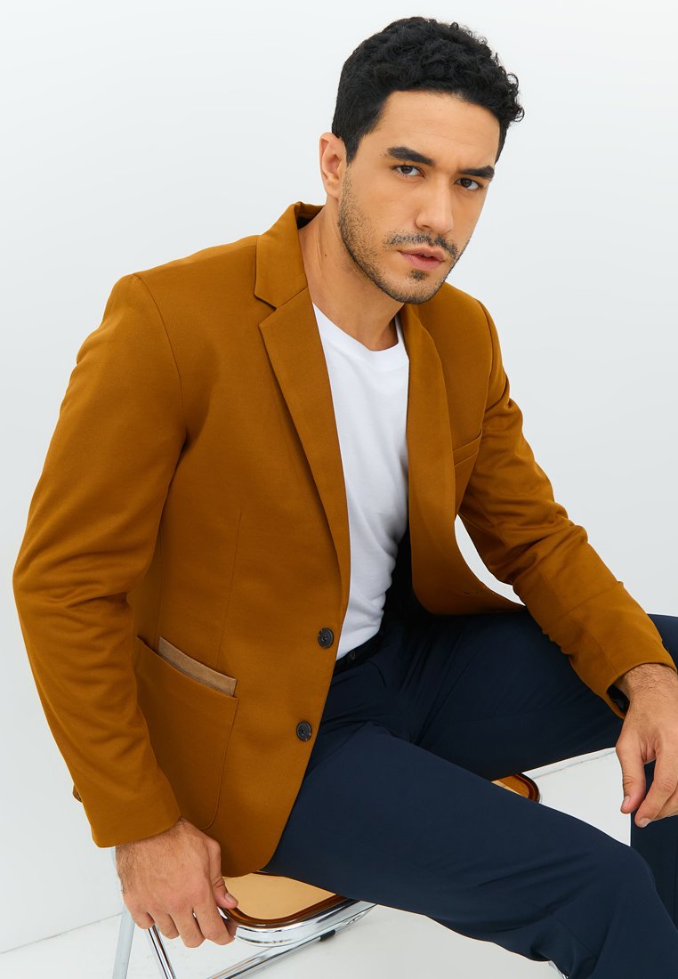 Jobb Julio-T2 Blazer Pria Slim Fit Mustard - Image 6