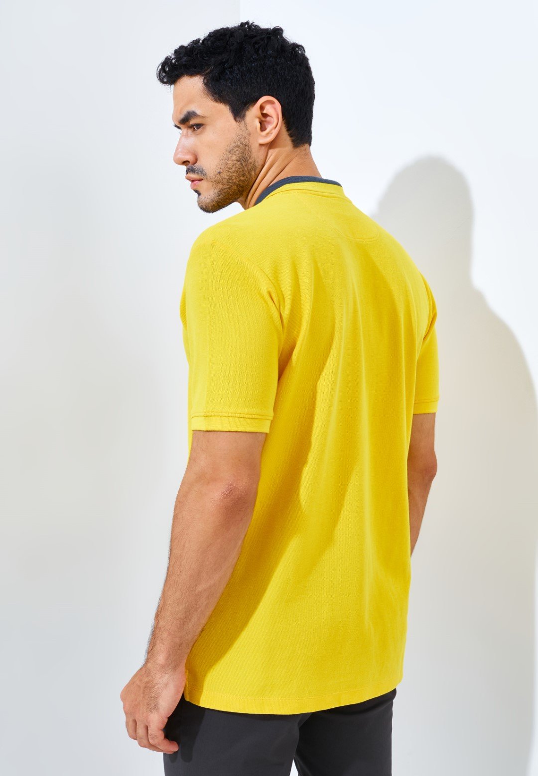 Jack Nicklaus Neo Polo Shirt Pria Regular Fit Yellow - Image 5