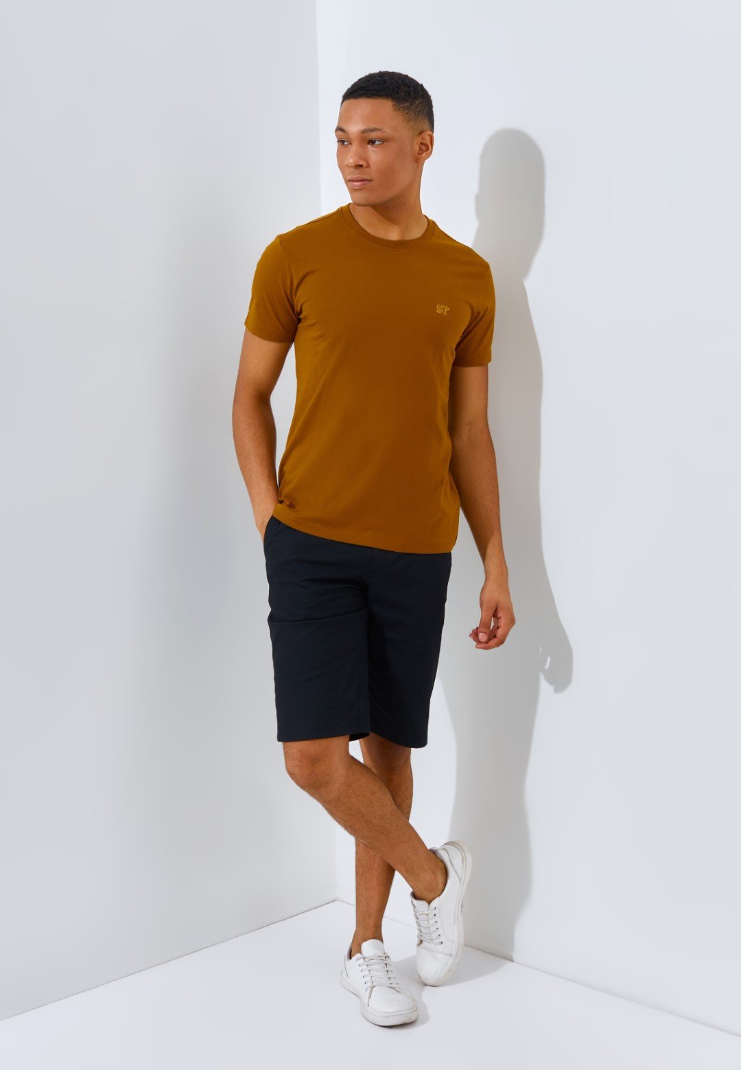 Jack Nicklaus Noah T-Shirt Slim Fit Tapenade Brown - Image 4