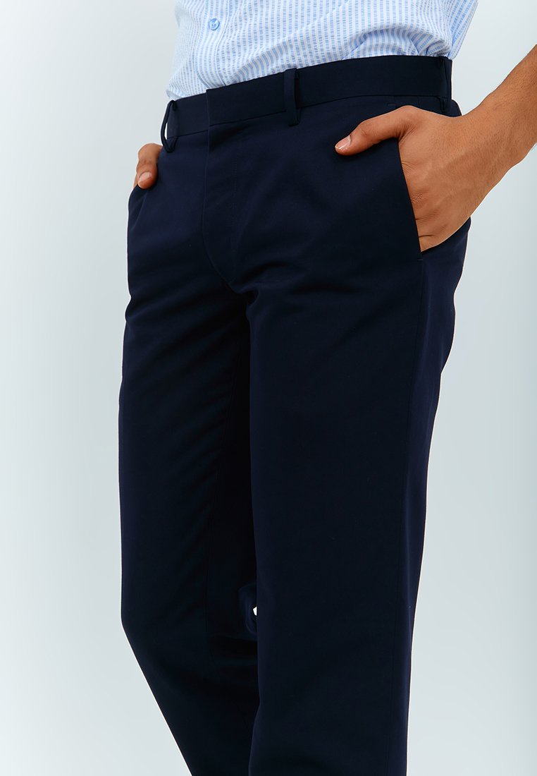 Jobb Peyton Celana Panjang Pria Slim Fit Dark Navy - Image 6