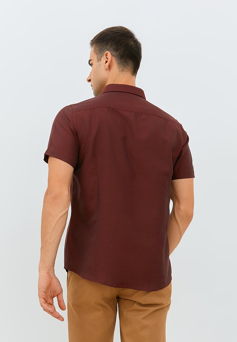 Jobb Pitsea Kemeja Pria Lengan Pendek Slim Fit Maroon - Image 3