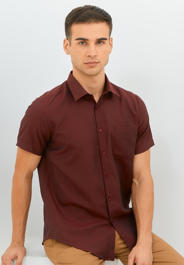 Jobb Pitsea Kemeja Pria Lengan Pendek Slim Fit Maroon - Image 5