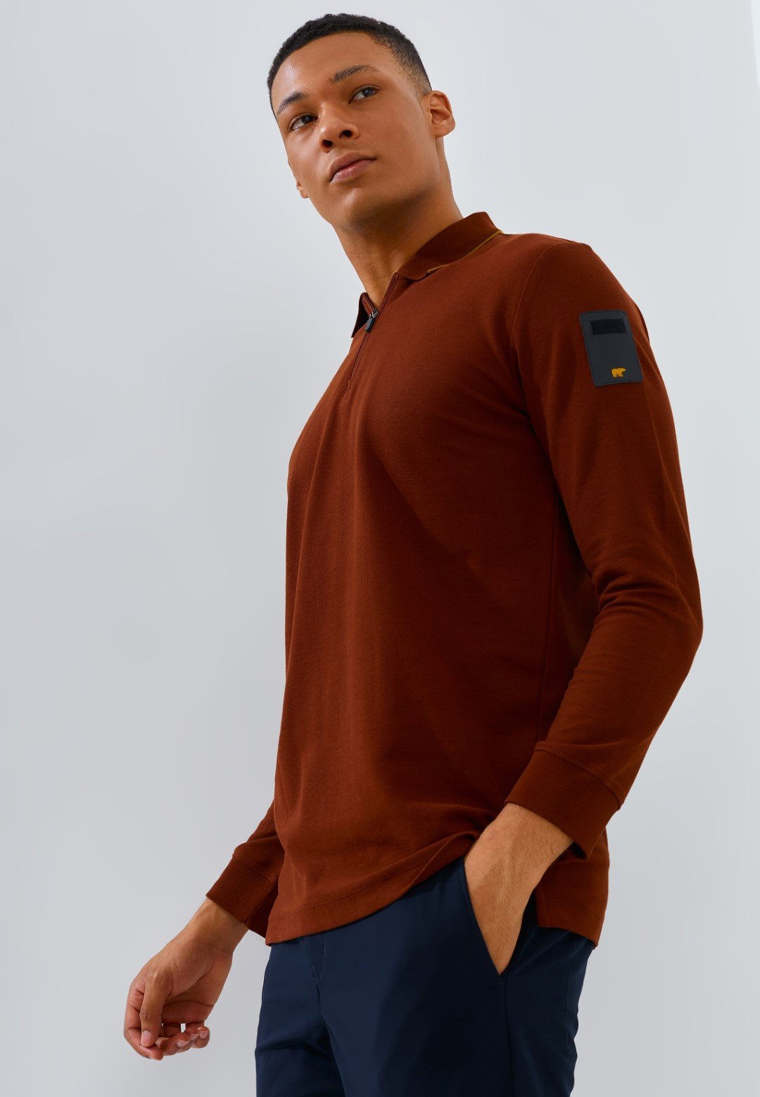 Jack Nicklaus Rayner Polo Shirt Pria Lengan Panjang Regular Fit Dark Brown - Image 2