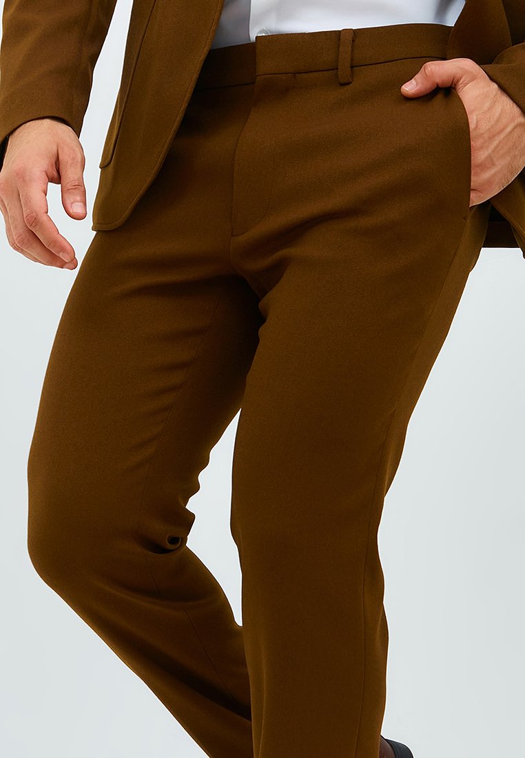 Jobb Rickman-B Celana Panjang Modern Slim Fit Dark Brown - Image 4