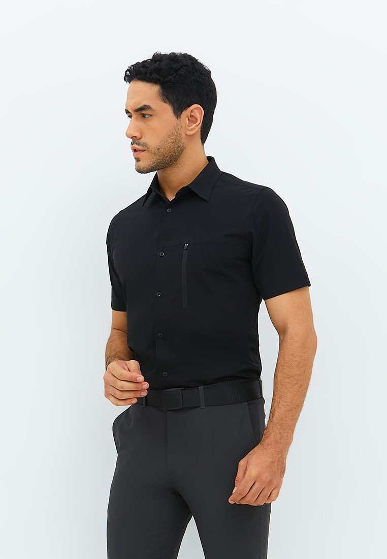 Jobb Rockton Kemeja Pria Lengan Pendek Slim Fit Hitam - Image 2