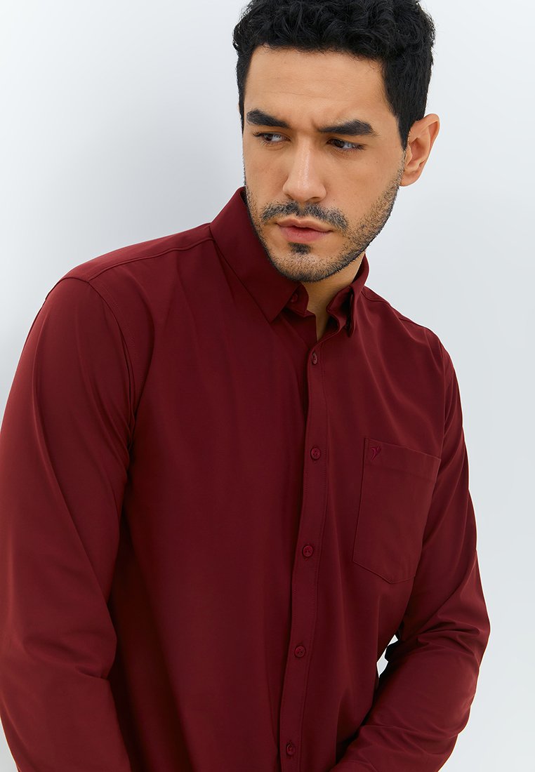 Jobb Steelco Kemeja Pria Lengan Panjang Regular Fit Maroon - Image 2