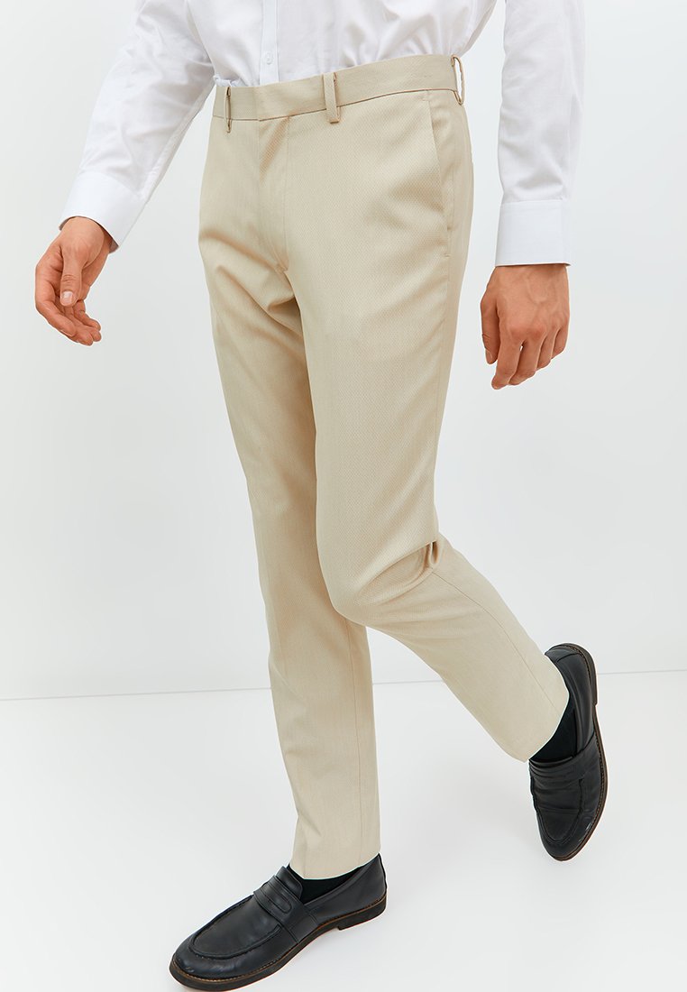 Jobb Torrance-B Celana Panjang Modern Slim Fit Light Khaki - Image 5