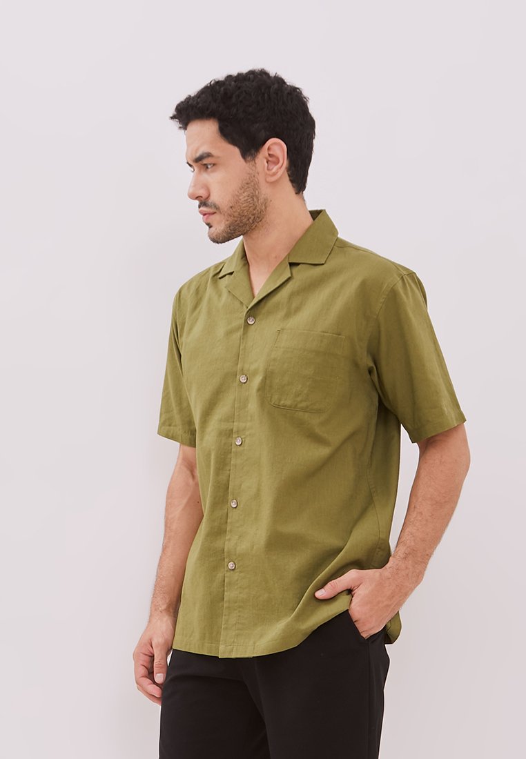 Jobb Wisco Kemeja Pria Lengan Pendek Regular Fit Olive - Image 2