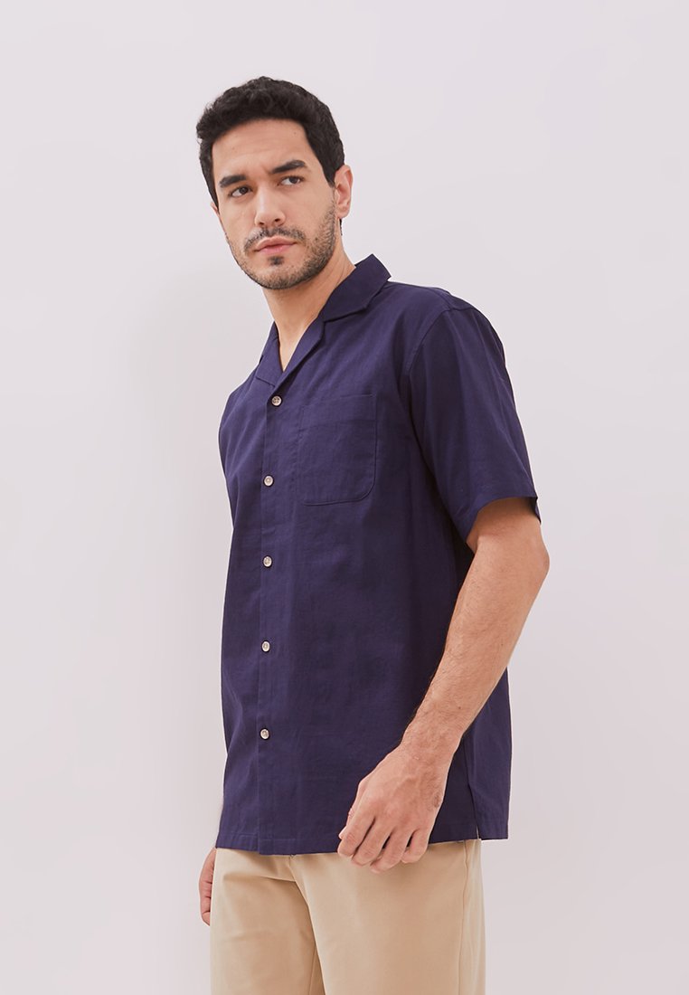 Jobb Wisco Kemeja Pria Lengan Pendek Regular Fit Navy - Image 2