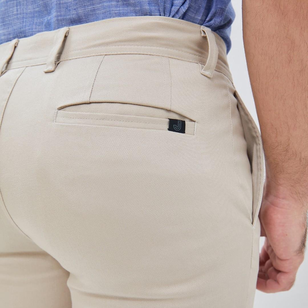 Jobb Olivier Celana Panjang Chinos Modern Slim Fit Light Beige - Image 4