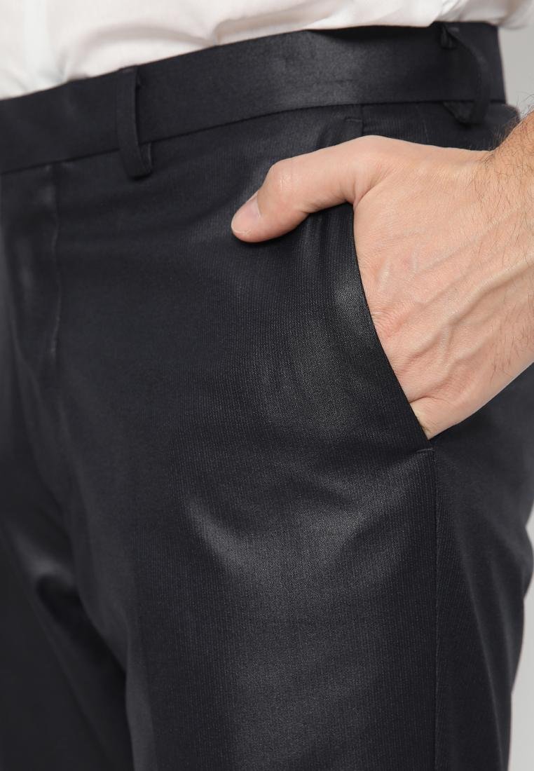 Jobb Barton-B Celana Panjang Pria Slim Fit Hitam - Image 5
