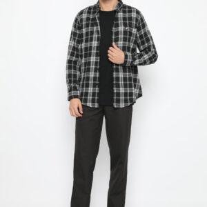 Jobb Seiba Kemeja Pria Flannel  Lengan Panjang Slim Fit Hitam