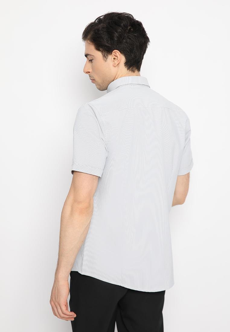 Jobb Revano Kemeja Pria Lengan Pendek Slim Fit Navy - Image 3